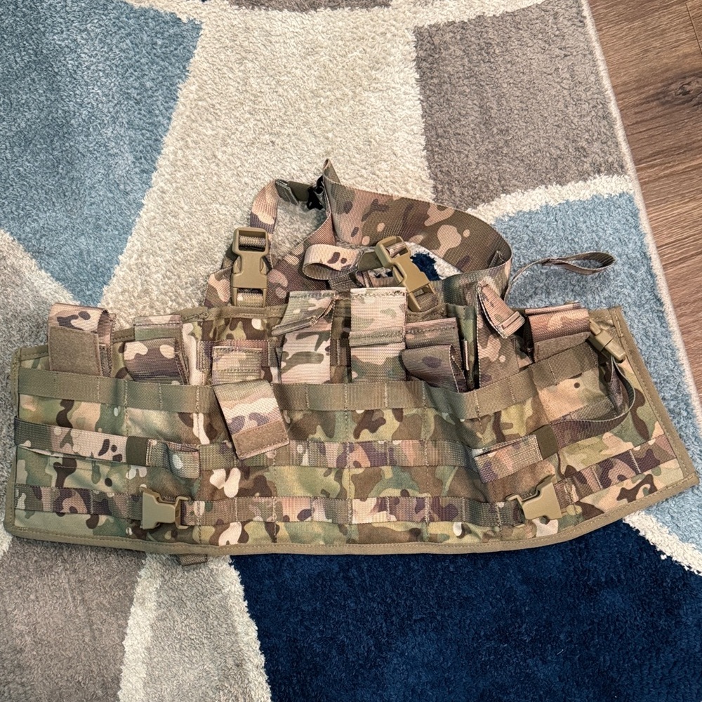 Multicam Tactical Chest Rig Utility Vest - Picture 3 of 3